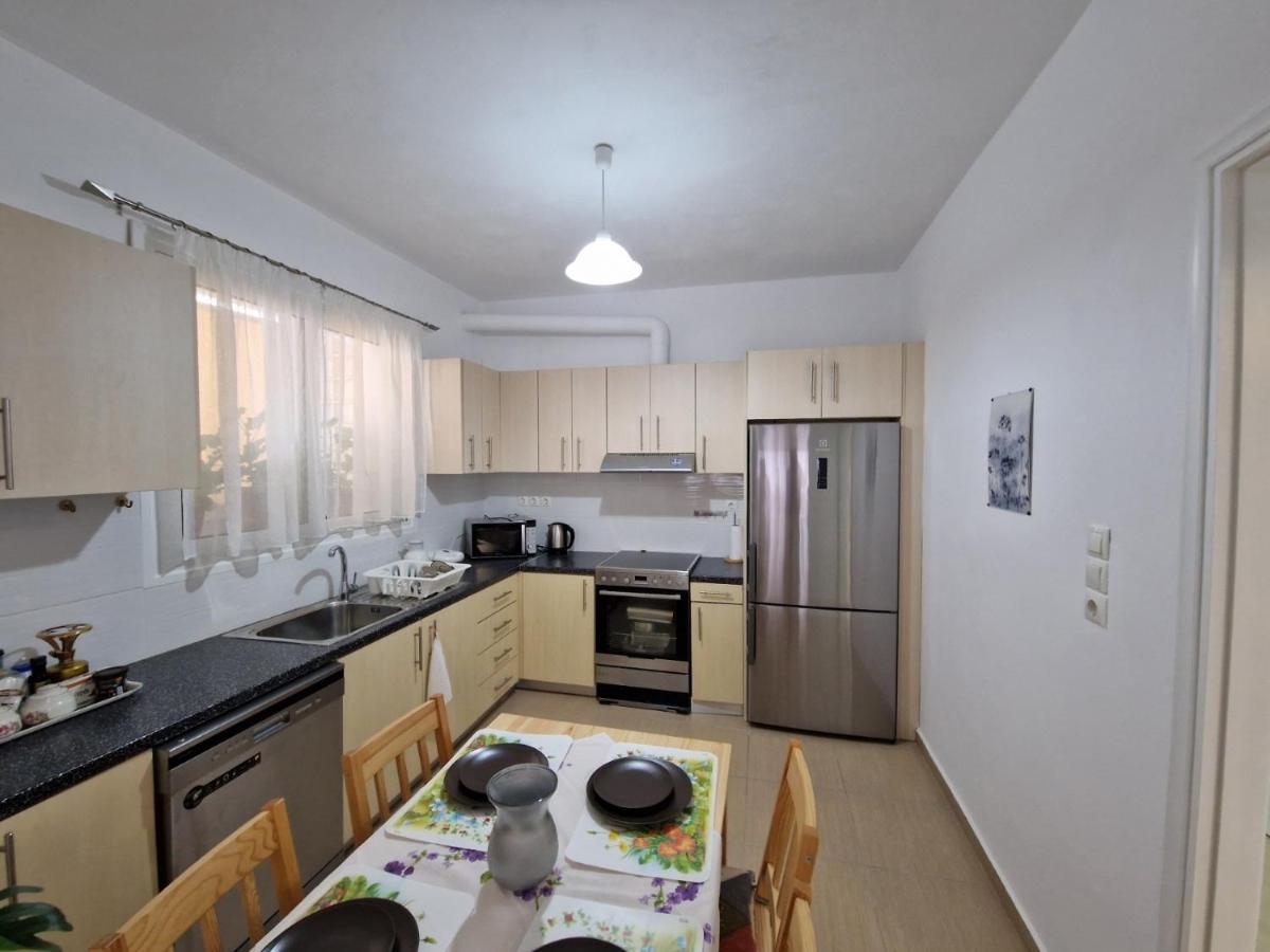 Lirika'S Airport House Apartment Artemida  Exterior foto